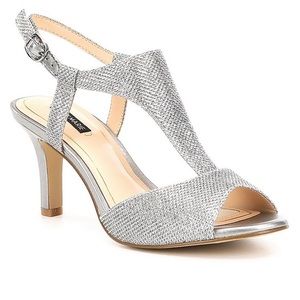Gorgeous Alex Marie Metallic Dress Sandals.